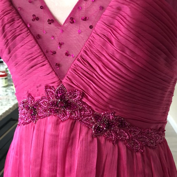 Super full chiffon with sheer bodice - Picture 14 of 16
